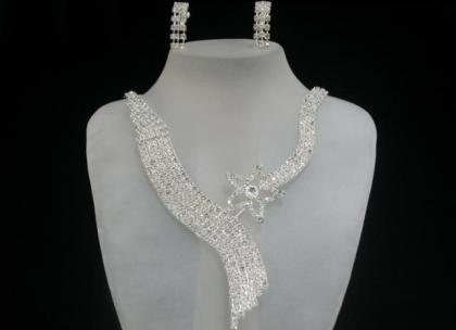 - Großhandel swarovski Schmuck - ab Euro0. 96