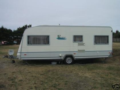 -Knaus Azur 540 TF - 1. Hand - Ez. Mai 2022-