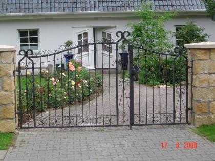 Zaune-Tore-Gitter-Geländer-Treppen aus Polen direkt vom Werk