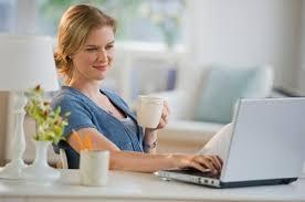 Vereinbaren Sie Beruf und Familie in Heimarbeit. Online Job von zu Hause freie