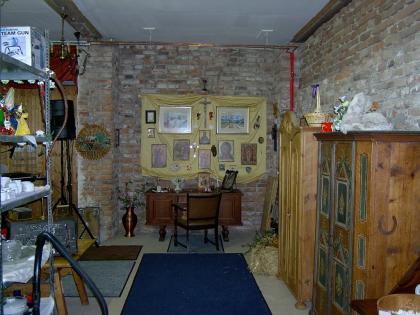 Antiquitäten Gebrauchtmöbel-Markt - An-und Verkauf