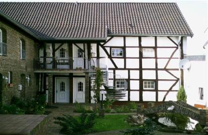 Ferienwohnungen Familienunterkunft Urlaub Eifel