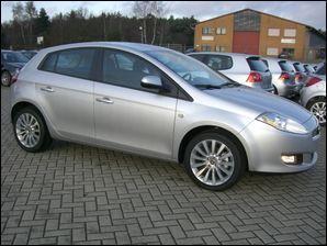 384500 Fiat Bravo 1. 4i 120PS Dynamic 5-Türig Blue und Me
