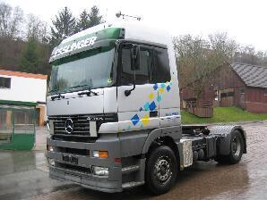 Verkaufen Mercedes-Benz 1846 LS Sattelzugmaschine Megaspace Kipphydr.