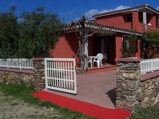 Biete Ferienwohnung in Sardinien. SAN TEODORO
