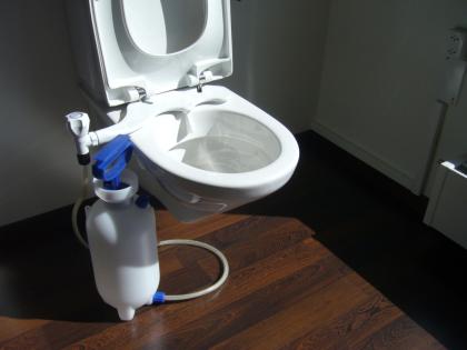 DUSCH WC-SYSTEM für ein sauberes Frischegefühl