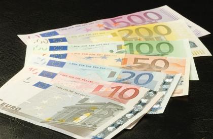Zusatzgewinn zu verschenken. an Call Shop Internetcafe oder Kiosk