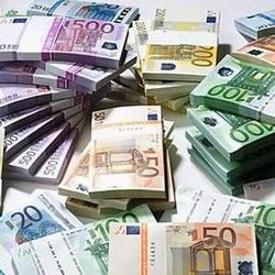 Stromvergleichsrechner starten und Euro 600 sparen