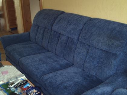Dreier Schlafsofa zweier Sofa ein Sessel