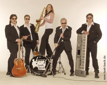 Oldieband Look Back beim 50. Hessentag 2022 in 35260 Stadtallendorf