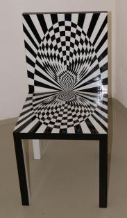 Stuhl Op-art schwarz / weiß lackiert
