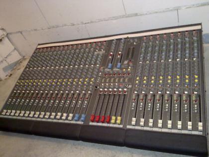 Allen Heath GL 2200-424 Mischpult