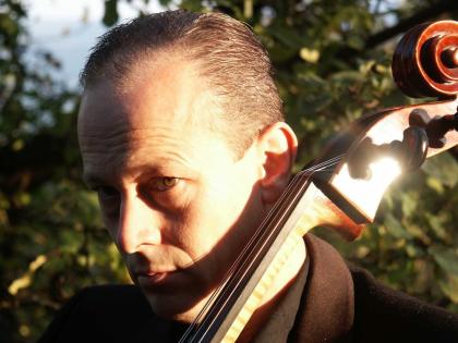 Konzertcellist Studium bei Janigro/Meneses/Bylsma für Performance u. Unterri