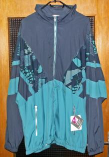 Authentic Sportswear Micro-Jacke Neu ungetragen
