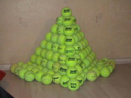 Zwischen 10 und 1000 gebrauchte Tennisbälle zu verkaufen