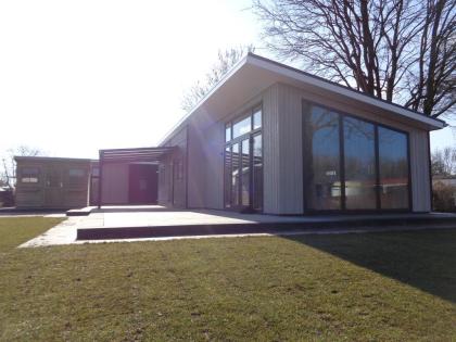 Mobilheimen zu verkaufen in direkter nahe Badesee in Holland nahe Arnheim