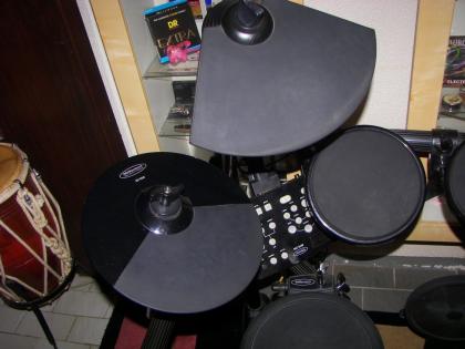 Verkaufe E-Drum-Set Millenium MPS-250 E-Drumset elektronisches Schlagzeug