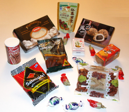 Kleine Weihnachtsbox internationale Süßigkeiten