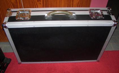 Verkaufe Pedalcase mit Netzteil interne Netzleiste Warwick Rockcase RC23130B