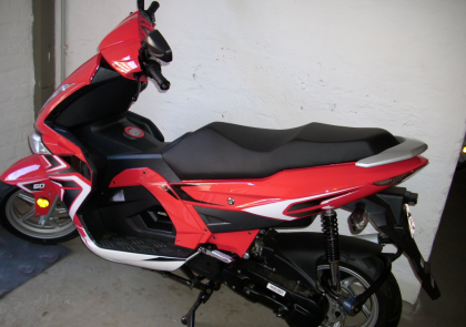 Motorroller von Nova Motors
