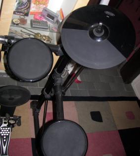 Verkaufe E-Drum-Set Millenium MPS-250 E-Drumset elektronisches Schlagzeug