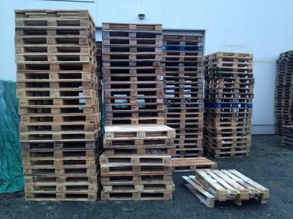 4000 Paletten 125x110cm