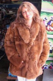 Dunkelbraune Damen Pelzjacke aus südamerikanischem Babyalpaka Pelz