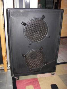 Verkaufe große Vintage Gitarrenbox mit 2x12 Celestion Speaker