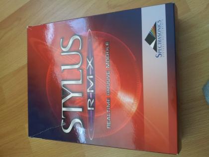 Verkaufe sehr günstige Musiksoftware. Gepflegt da kaum gespielt