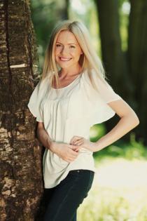 Corinna bei Sucello - 15 Minuten Gratis als Neukunde sichern