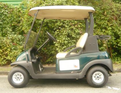 ELEKTRO-FAHRZEUG / Golfcarts