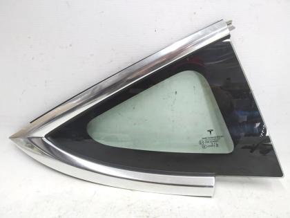 Kotflügel hinten rechts Fensterblatt mit Chrom Tesla Modell 3 1098758-00-G