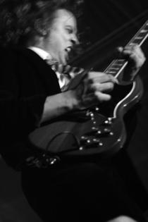 Angus für ACDC Tribute-Band gesucht