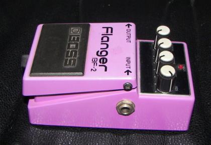 BOSS BF-2 Flanger Effektgerät Gitarreneffekt Effecte Pedal