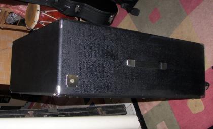Verkaufe große Vintage Gitarrenbox mit 2x12 Celestion Speaker