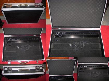 Verkaufe Pedalcase mit Netzteil interne Netzleiste Warwick Rockcase RC23130B