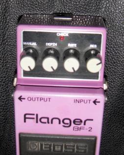 BOSS BF-2 Flanger Effektgerät Gitarreneffekt Effecte Pedal