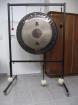 Gong Paiste 32 mit Ständer und Schlägel