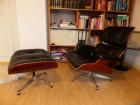 Vitra Original Eames Lounge Chair mit Ottomane Kirschbaum Leder schwarz .