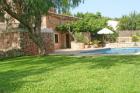 Finca Rubin mit Swimmingpool und grossem Garten auf Mallorca