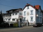 Villa mit Gewerbekomplex und 4 separaten Mietwohnungen