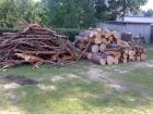 Biete ca 6-7 Festmeter Holz KIEFER in tragbare Teile geschnitten an Selbstabhol