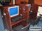 Internetcafe-internetterminal-cashterminal-internettische
