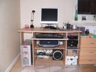 PC 3 4 MHZ Komplettausstattung mit TFT 5. 1 Soundsystem und Schreibtisch.