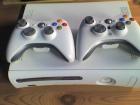 X-Box 360 mit Festplatte zwei Steuerungen kabellos Fernbedienung Microsoft