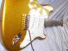 HK SST E-Gitarre in Gold Metal Flake SONDERLACKIERUNG