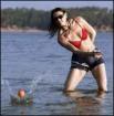 Spiel Sport und Spaß mit WaBoBa der Wasserball aus Schweden