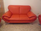 2 sofas und ein sessel