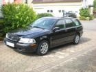Volvo V40 BJ 2022