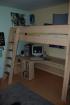 Hochbett mit Schreibtisch und Regal
